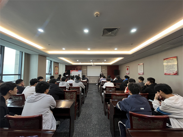 職業技術學院學生到萬洲實習實訓8.jpg